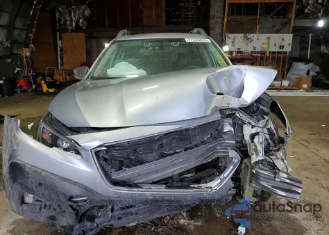 2022 Subaru Outback z USA, uszkodzony, nr VIN 4S4BTAAC4N3209502